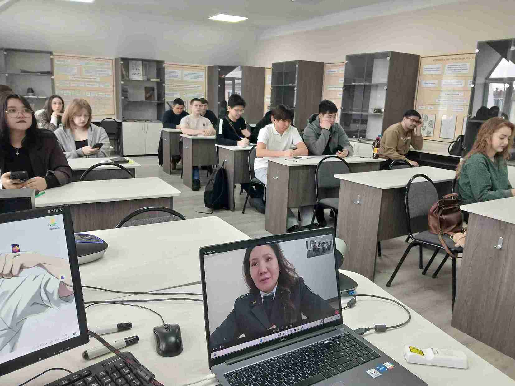 Сравнительный анализ налоговых систем Кыргызстана и Казахстана: гостевая лекция для студентов КАСУ 3