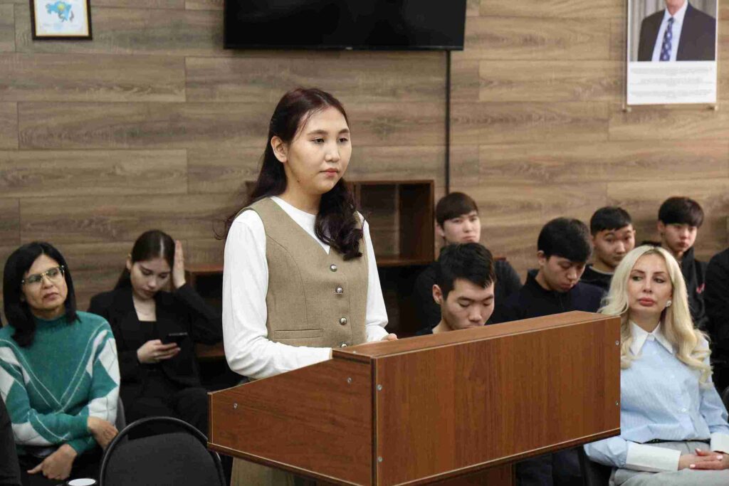 Студенты КАСУ провели инсценировку судебного процесса по уголовному делу 6