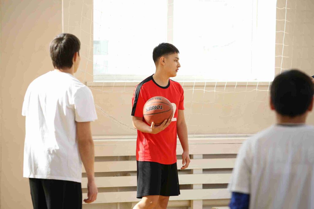 Товарищеский матч по баскетболу между КАСУ и Высшим колледжем КАСУ 11