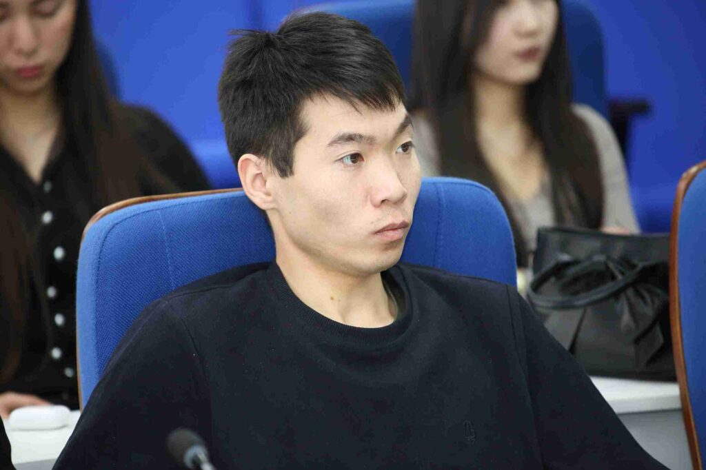 В КАСУ прошла диалоговая площадка «Адалдық алаңы» 16