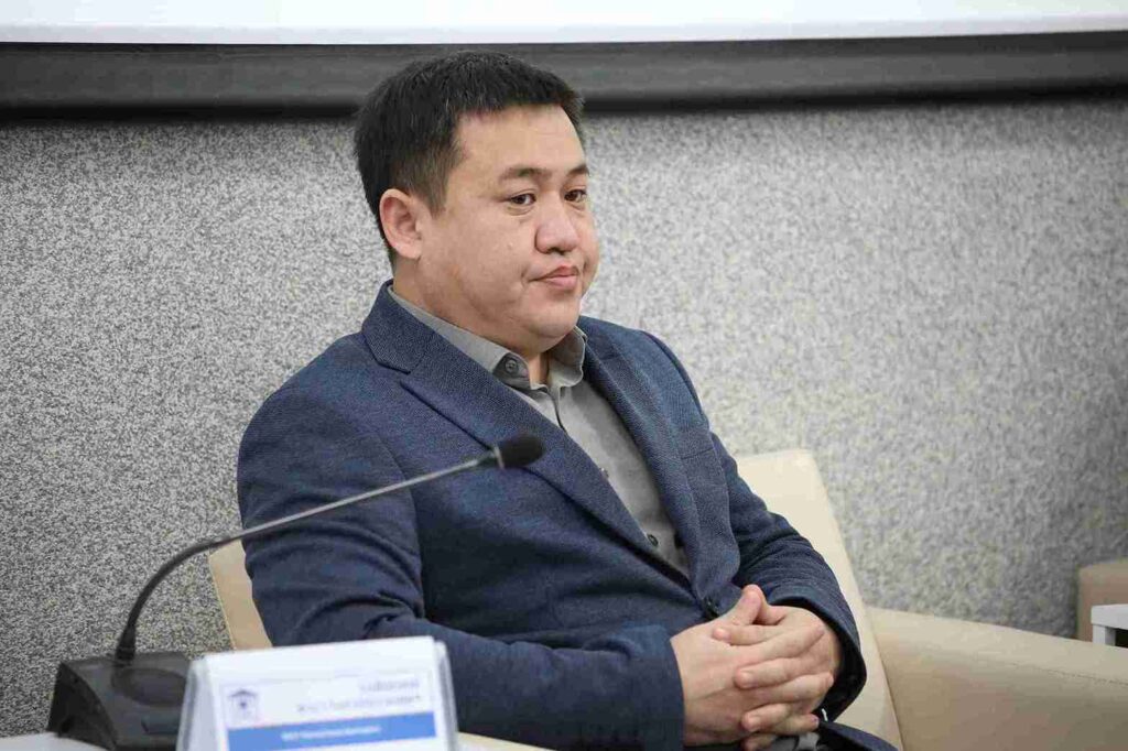 В КАСУ прошла диалоговая площадка «Адалдық алаңы» 17