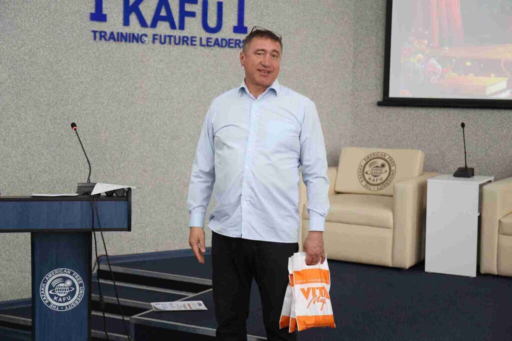 В КАСУ прошёл II Региональный конкурс чтецов 25