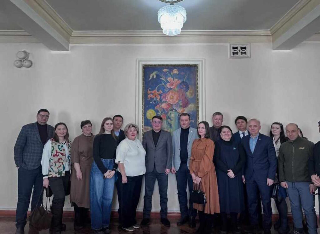 Встреча с общественностью города Риддера 1