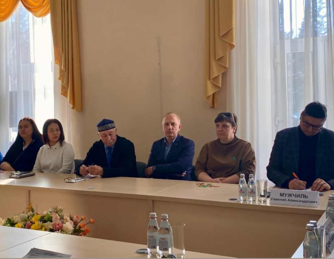 Встреча с общественностью города Риддера 3