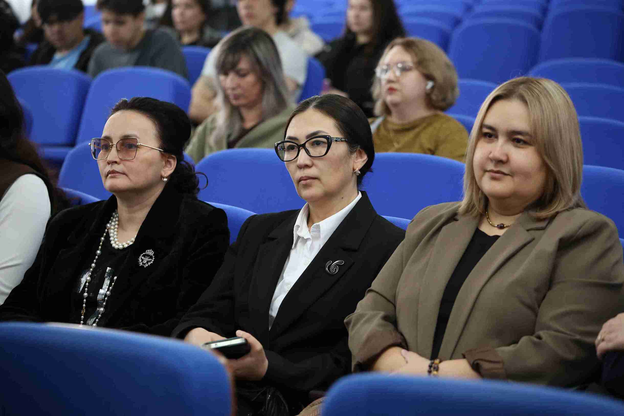 Архитектоника научного успеха: в КАСУ прошел мастер класс по подготовке научных публикаций 5