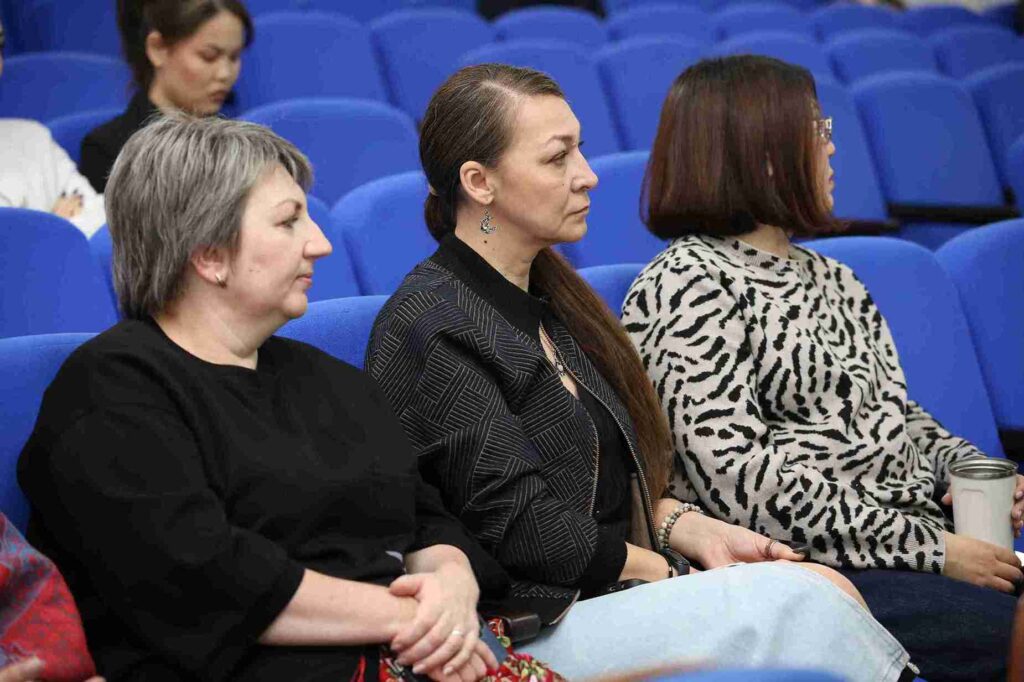 Гостевая лекция международного эксперта в сфере научных публикаций прошла в КАСУ в рамках XVI Форума молодых ученых 10