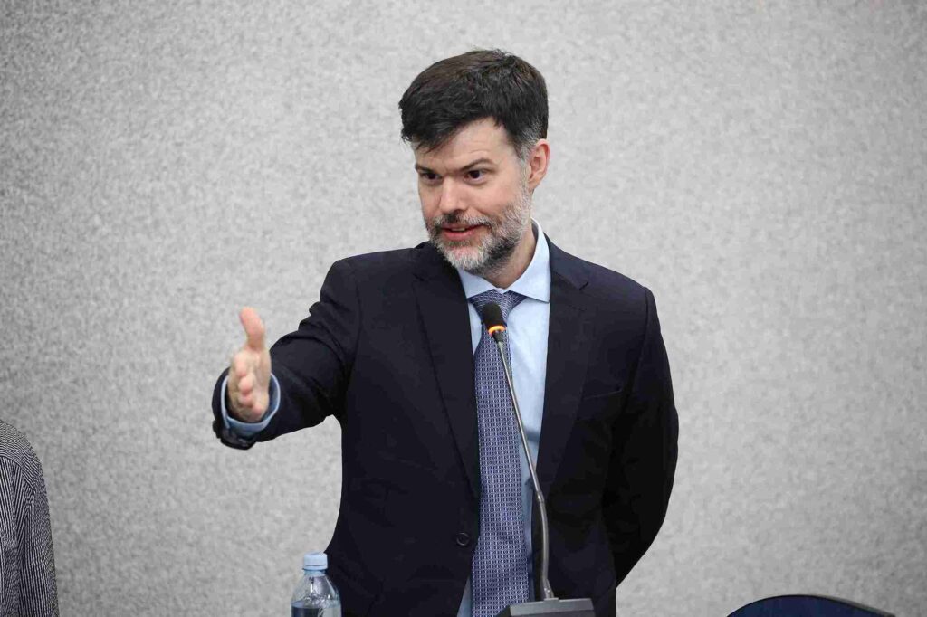 Гостевая лекция международного эксперта в сфере научных публикаций прошла в КАСУ в рамках XVI Форума молодых ученых 2