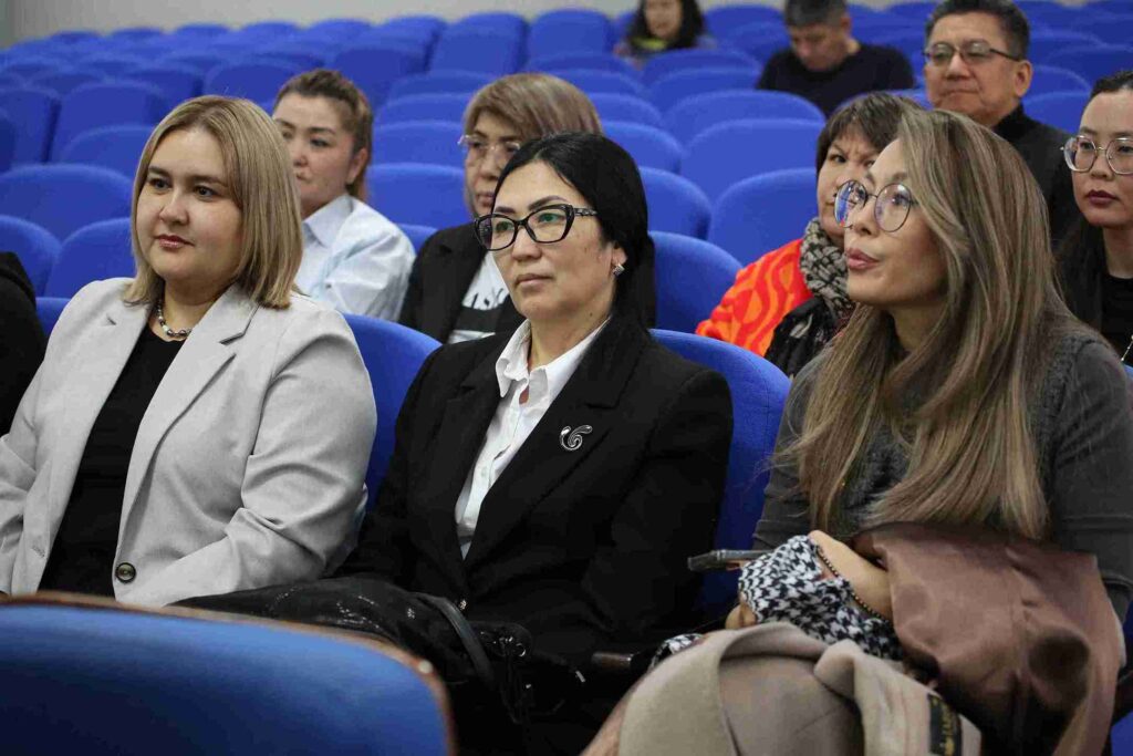 Гостевая лекция международного эксперта в сфере научных публикаций прошла в КАСУ в рамках XVI Форума молодых ученых 4