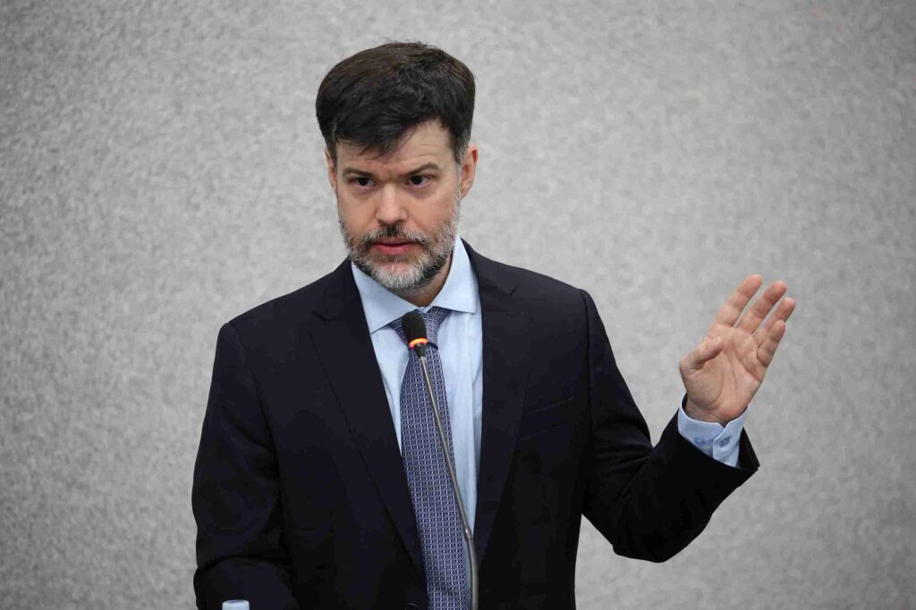 Гостевая лекция международного эксперта в сфере научных публикаций прошла в КАСУ в рамках XVI Форума молодых ученых 7