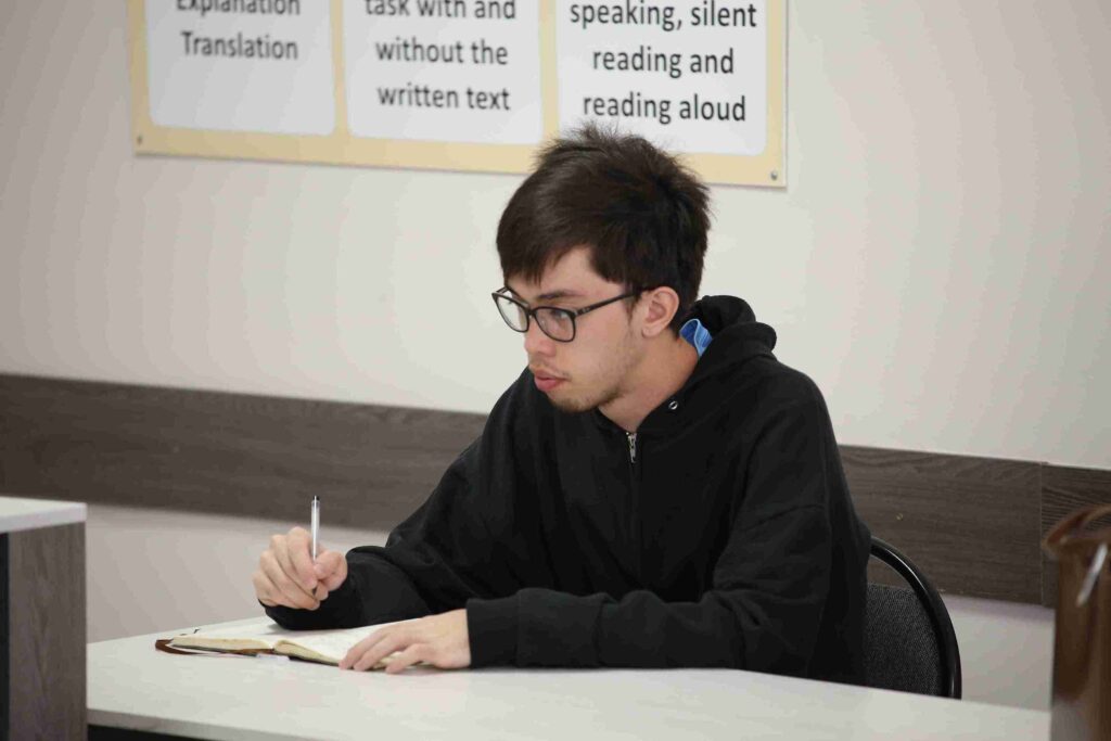 Инновационные подходы к самоопределению личности: международный опыт наставничества в рамках Форума молодых ученых КАСУ 4