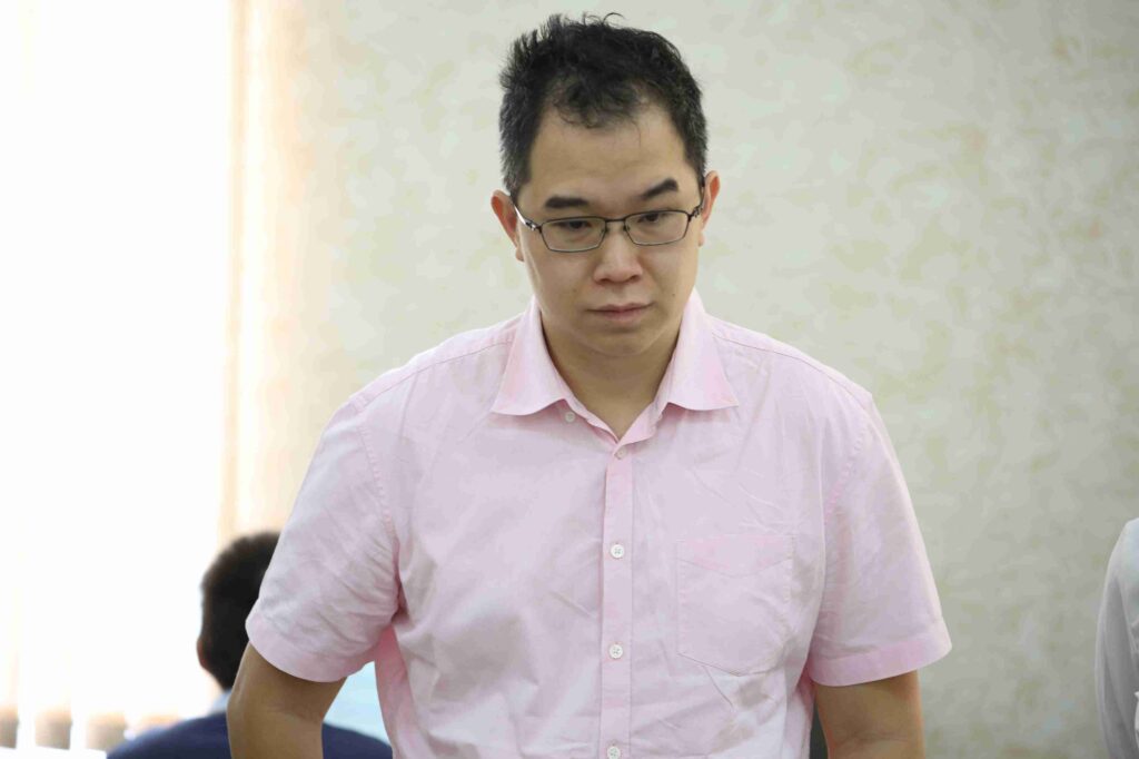 Интеграция ИИ и технологическое предпринимательство: семинары с Эндрю Фэмом в рамках Форума молодых ученых 17