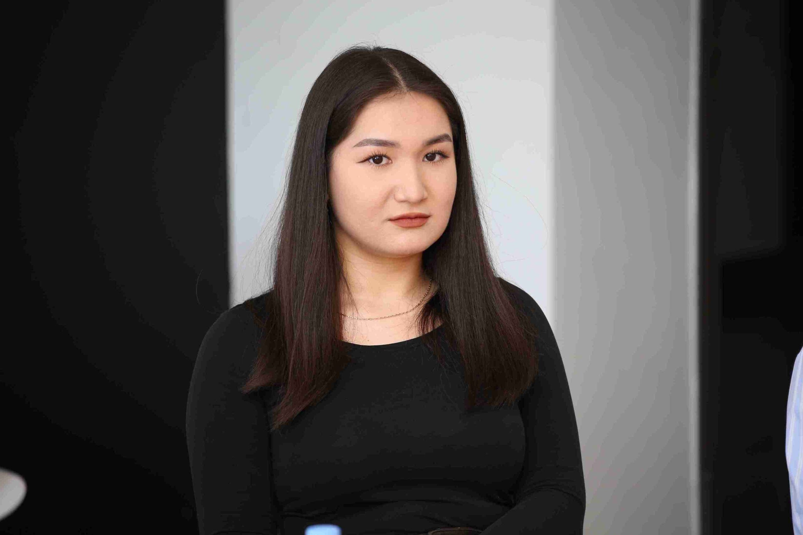 Интеграция ИИ и технологическое предпринимательство: семинары с Эндрю Фэмом в рамках Форума молодых ученых 3