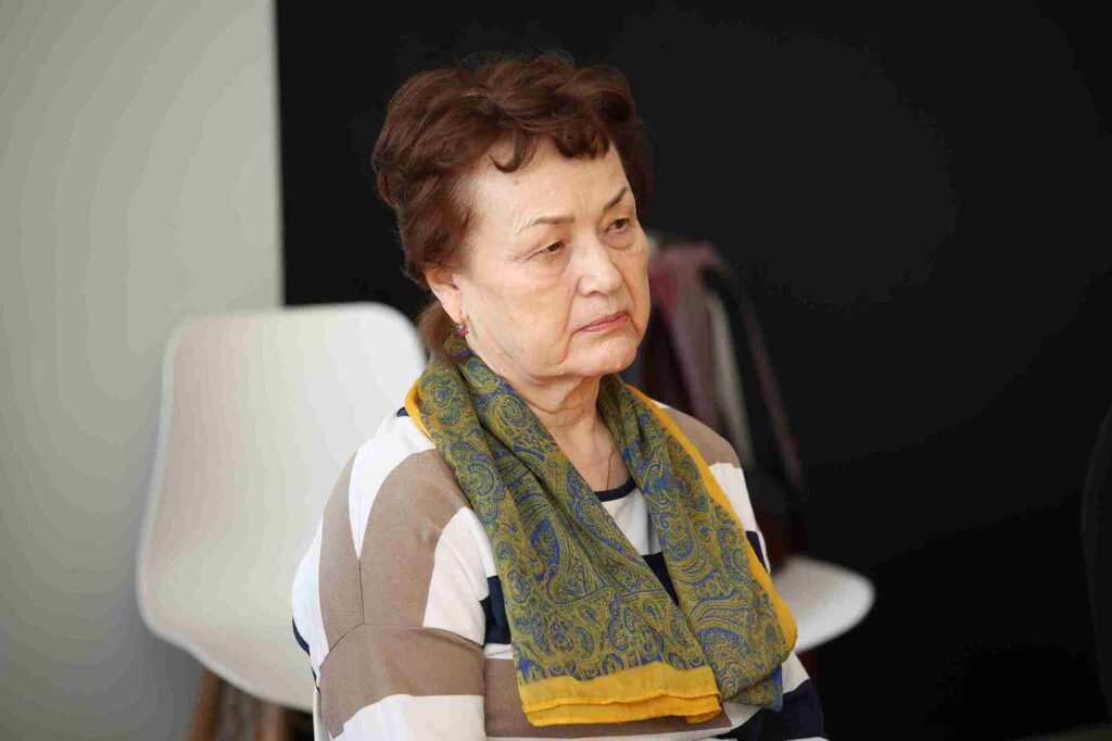 Интеграция ИИ и технологическое предпринимательство: семинары с Эндрю Фэмом в рамках Форума молодых ученых 5