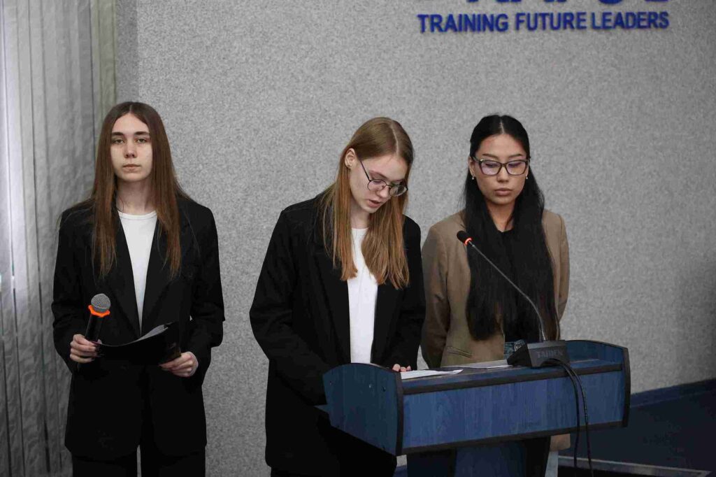 Искусственный интеллект как фактор новой научной реальности: в КАСУ состоялась пленарная сессия XVI Международного форума молодых ученых 15