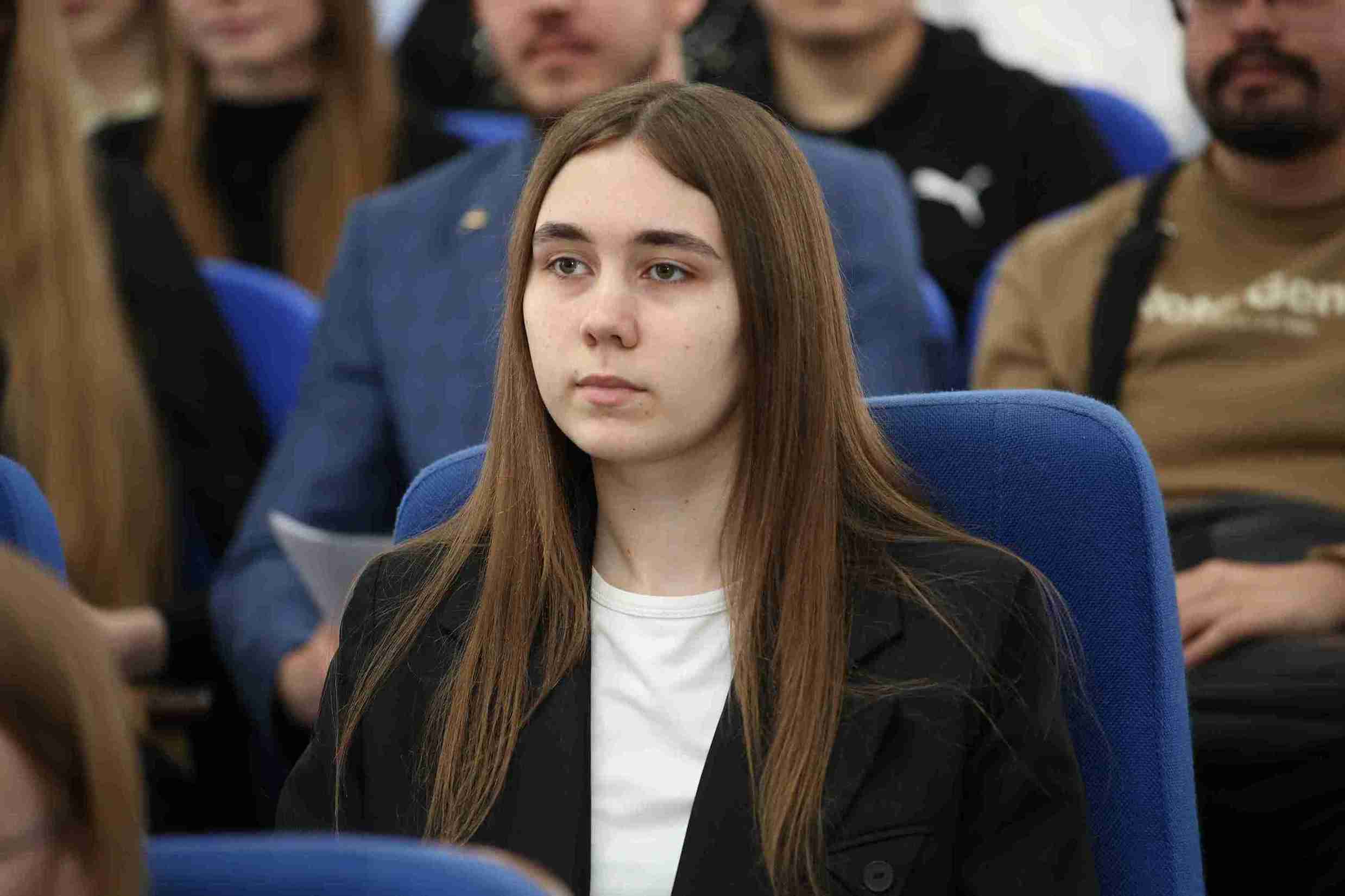 Искусственный интеллект как фактор новой научной реальности: в КАСУ состоялась пленарная сессия XVI Международного форума молодых ученых 2