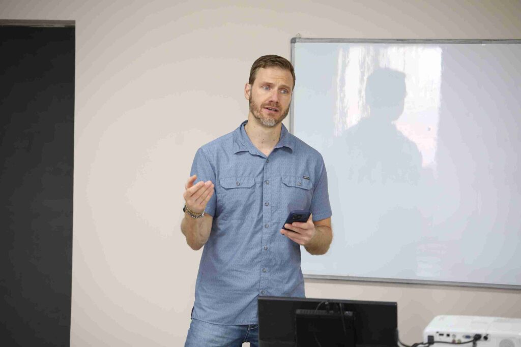 Личностная идентичность и самореализация как фундамент профессионального успеха молодого ученого 13