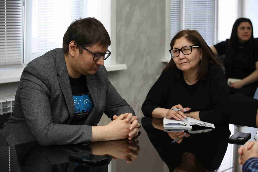 Лидерство нового поколения: в КАСУ обсудили влияние эмоционального интеллекта на успех команды 11