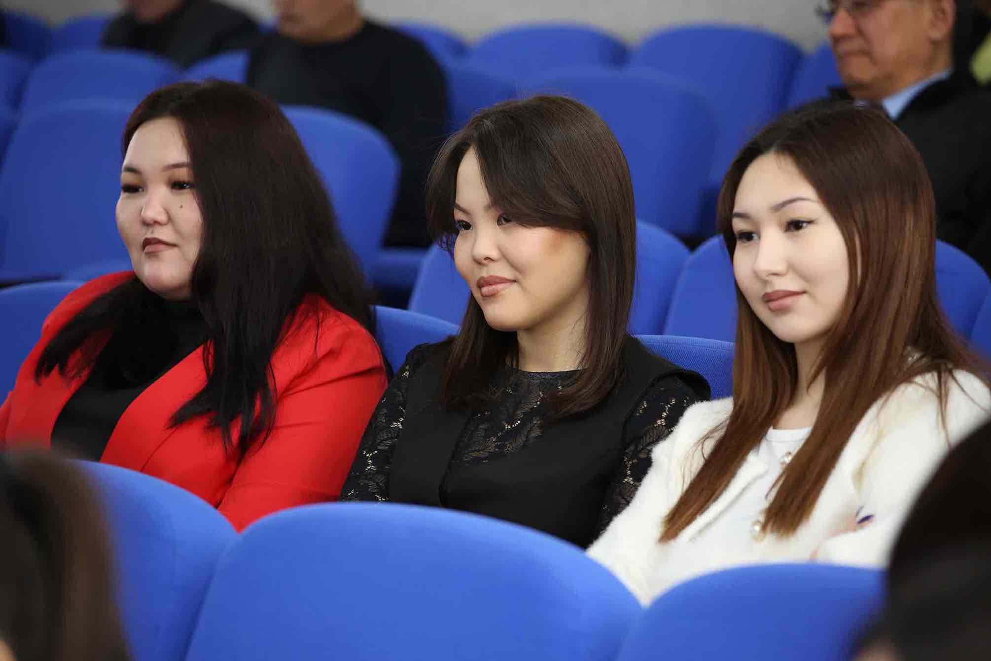 Международный практико ориентированный семинар «Преемственность профессионального образования «школа колледж вуз» в едином цифровом пространстве» 10