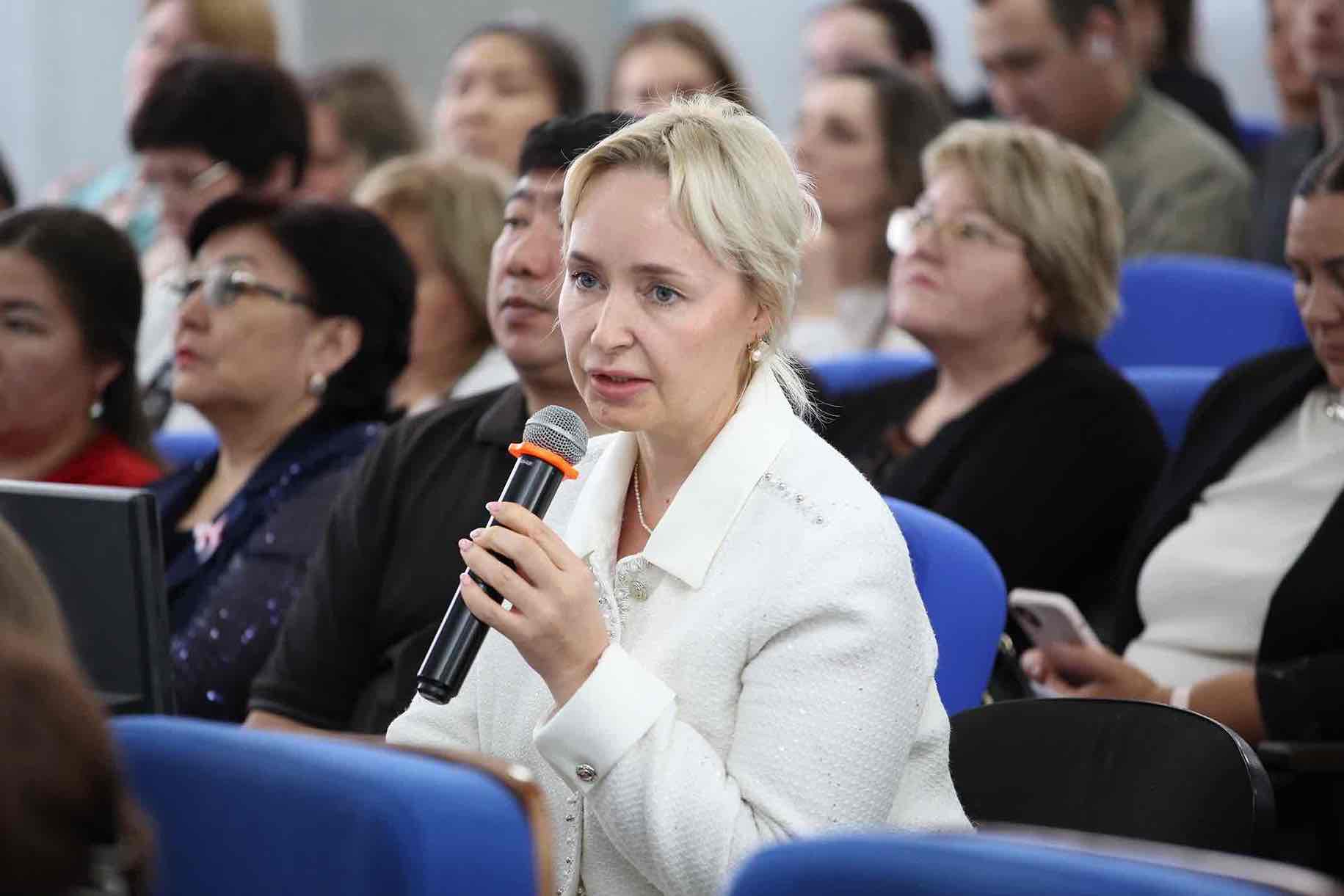 Международный практико ориентированный семинар «Преемственность профессионального образования «школа колледж вуз» в едином цифровом пространстве» 23