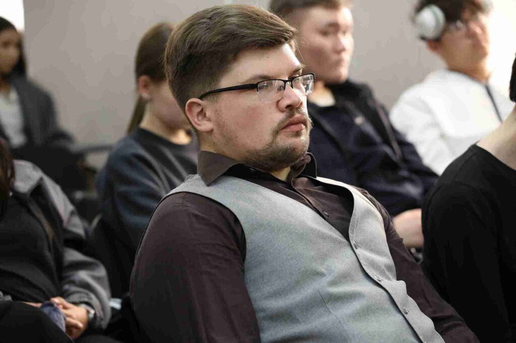 Научный мост между Казахстаном и Россией: делегация АлтГУ принимает участие в международном Форуме КАСУ 7