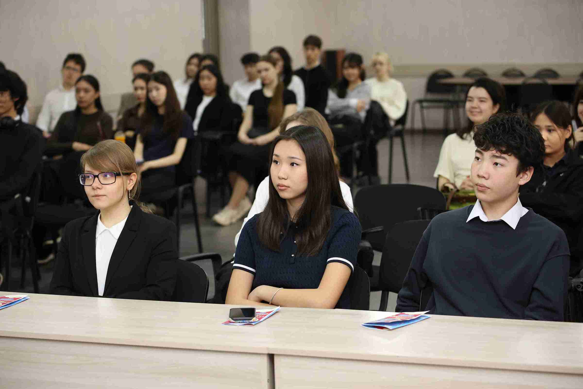 «Striving for Excellence»: В КАСУ прошла масштабная региональная олимпиада по английскому языку 19