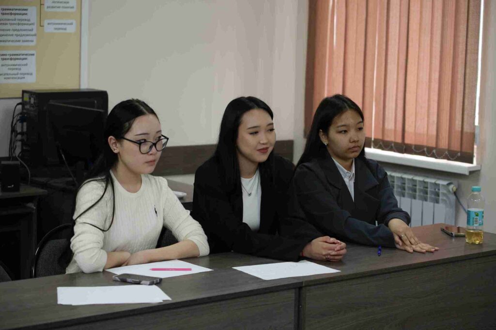 «Striving for Excellence»: В КАСУ прошла масштабная региональная олимпиада по английскому языку 22