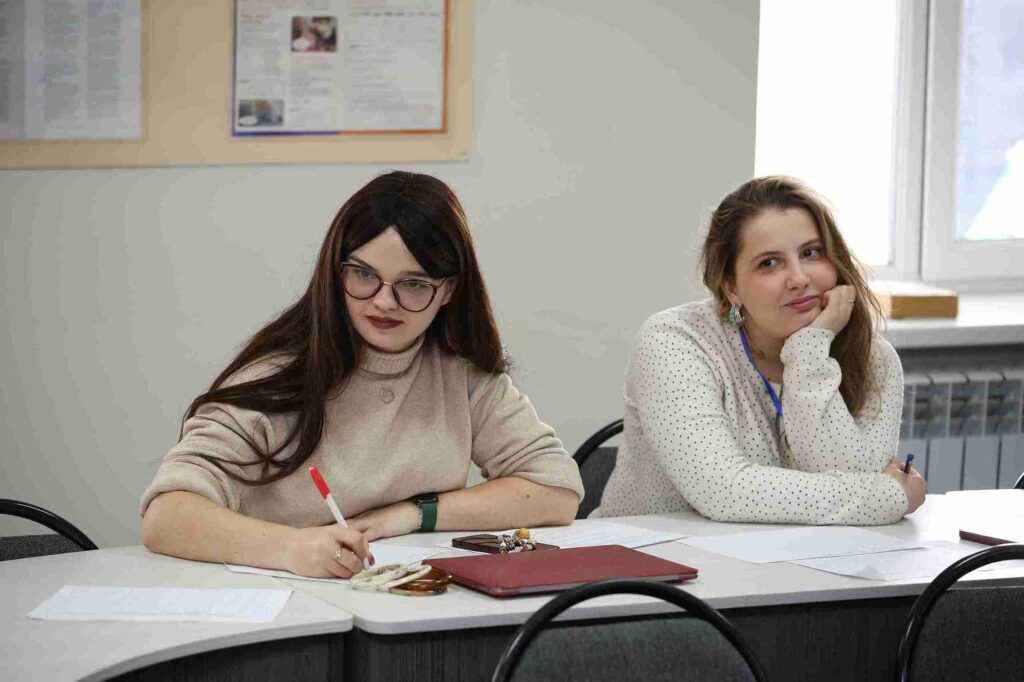 «Striving for Excellence»: В КАСУ прошла масштабная региональная олимпиада по английскому языку 25