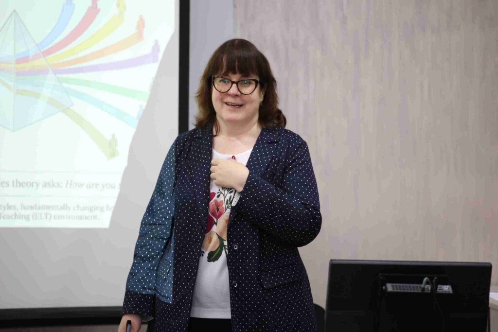 «Striving for Excellence»: В КАСУ прошла масштабная региональная олимпиада по английскому языку 27