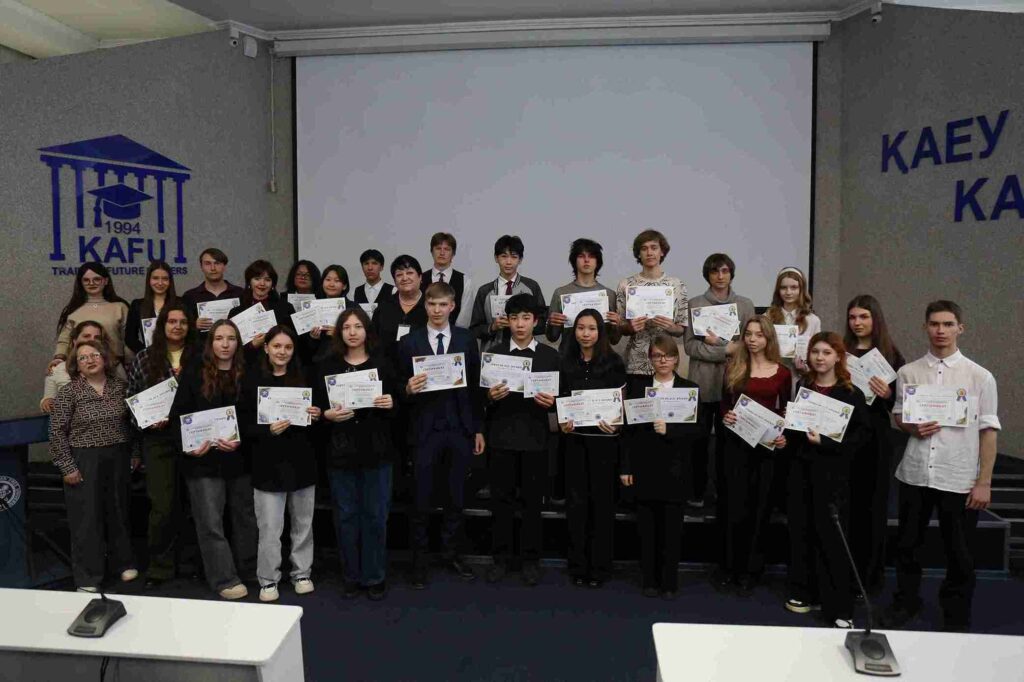 «Striving for Excellence»: В КАСУ прошла масштабная региональная олимпиада по английскому языку 9