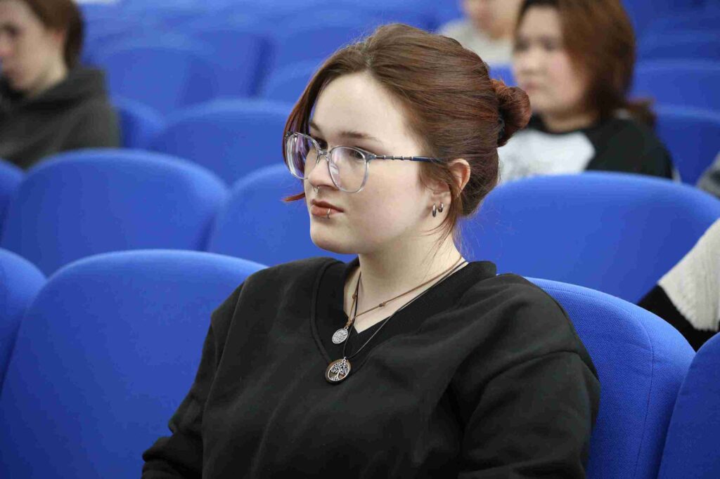 Темная сторона ИИ: риски и мошенничество 8