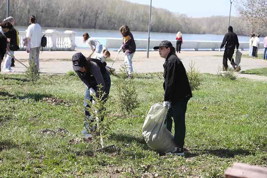 Участие в республиканской акции «Таза Қазақстан» 12