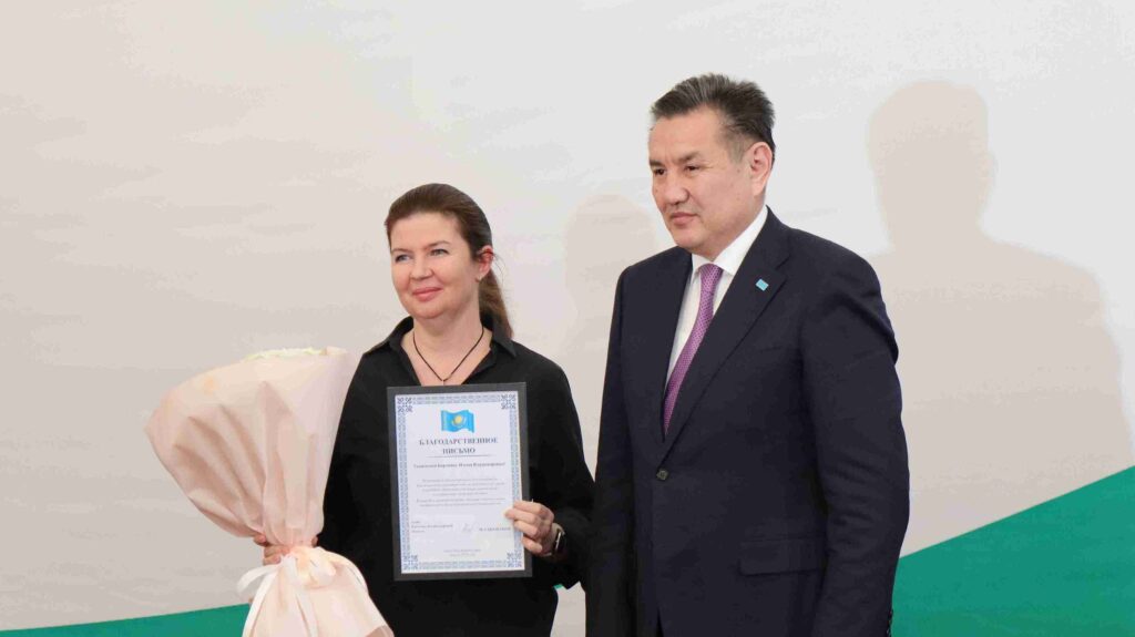 Ученые КАСУ отмечены наградами ко Дню науки в ВКО 10