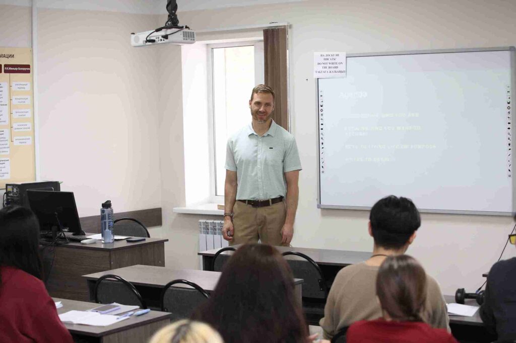 В КАСУ стартовал визит приглашённого спикера Алекса Бабинека 4