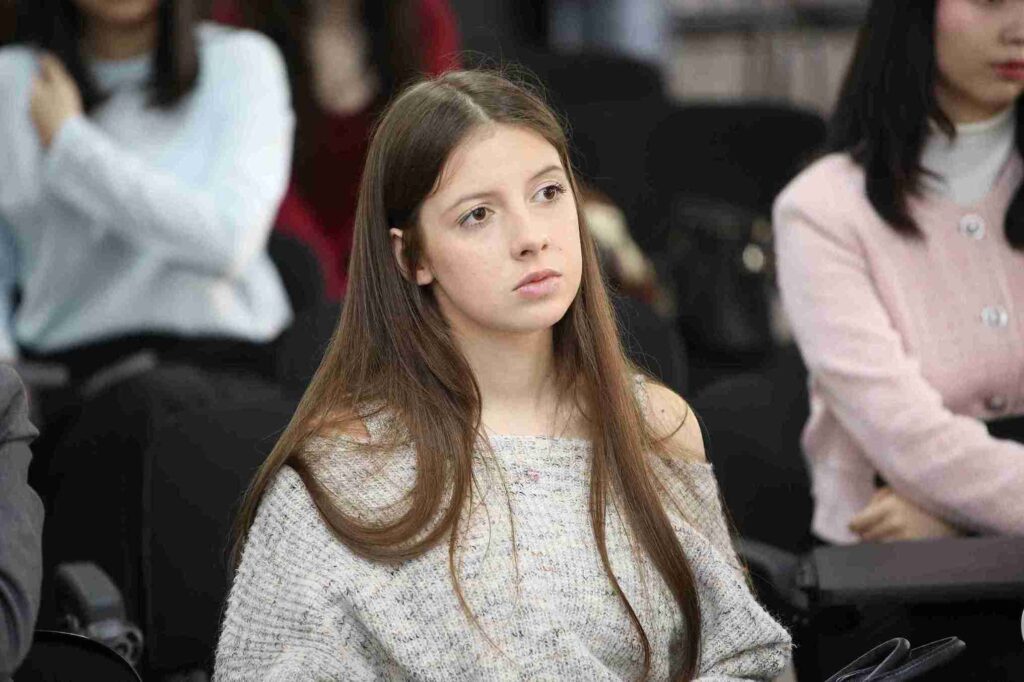 В КАСУ в рамках XVI международного Форума молодых ученых представили цифровые ресурсы eLibrary USA 3