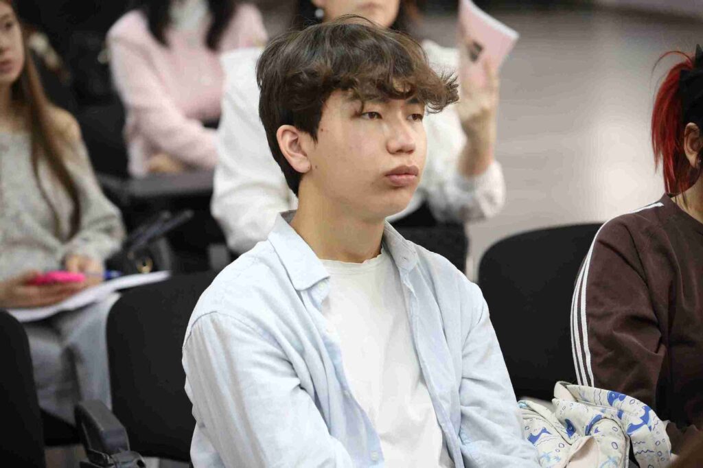 В КАСУ в рамках XVI международного Форума молодых ученых представили цифровые ресурсы eLibrary USA 4