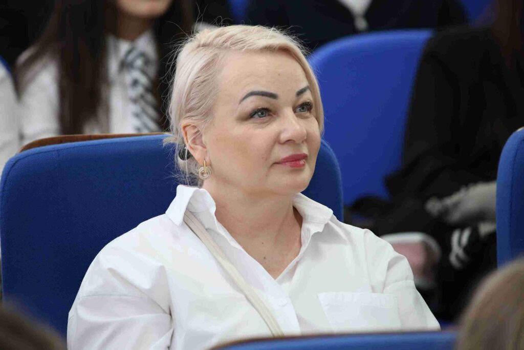 Вектор успеха: эксперты из России и США поделились знаниями со студентами и школьниками 14