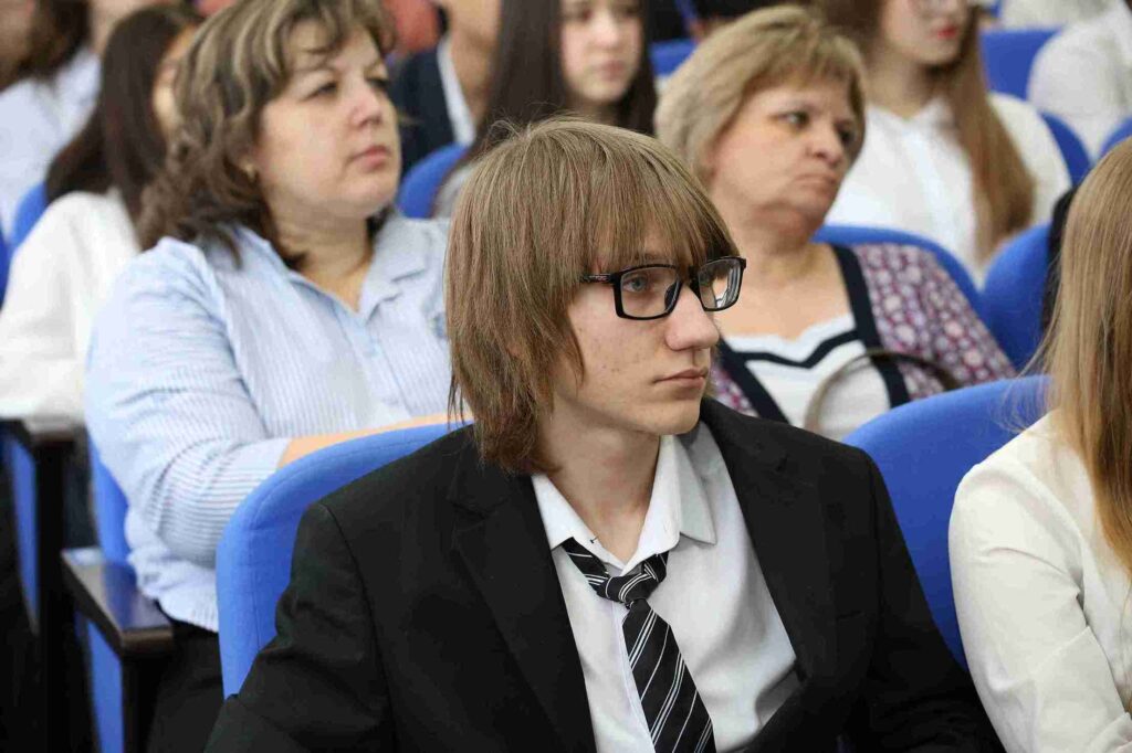 Вектор успеха: эксперты из России и США поделились знаниями со студентами и школьниками 17