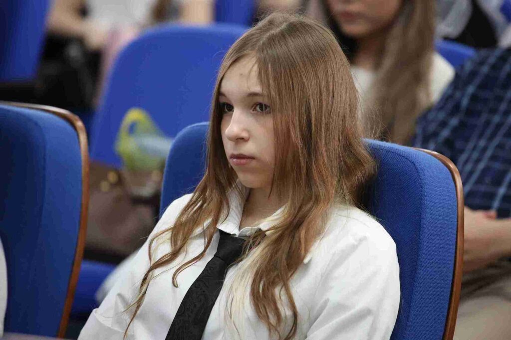 Вектор успеха: эксперты из России и США поделились знаниями со студентами и школьниками 4