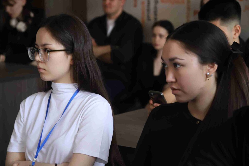 Встреча с директором издательского дома «Регион» 1