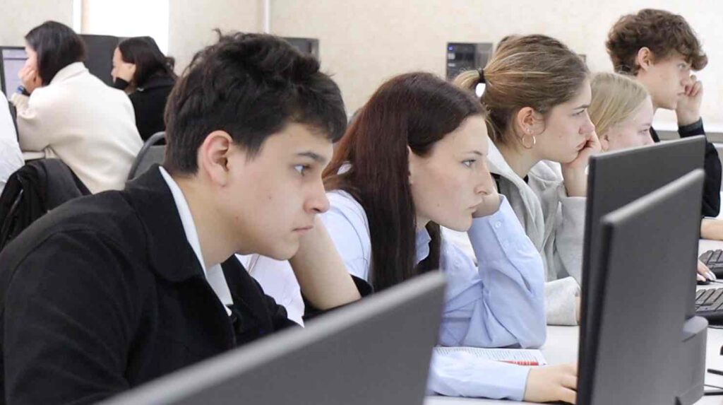 X областная олимпиада по истории Казахстана среди учащихся 11 х классов «Тюркский мир прошлое, настоящее и будущее» 6