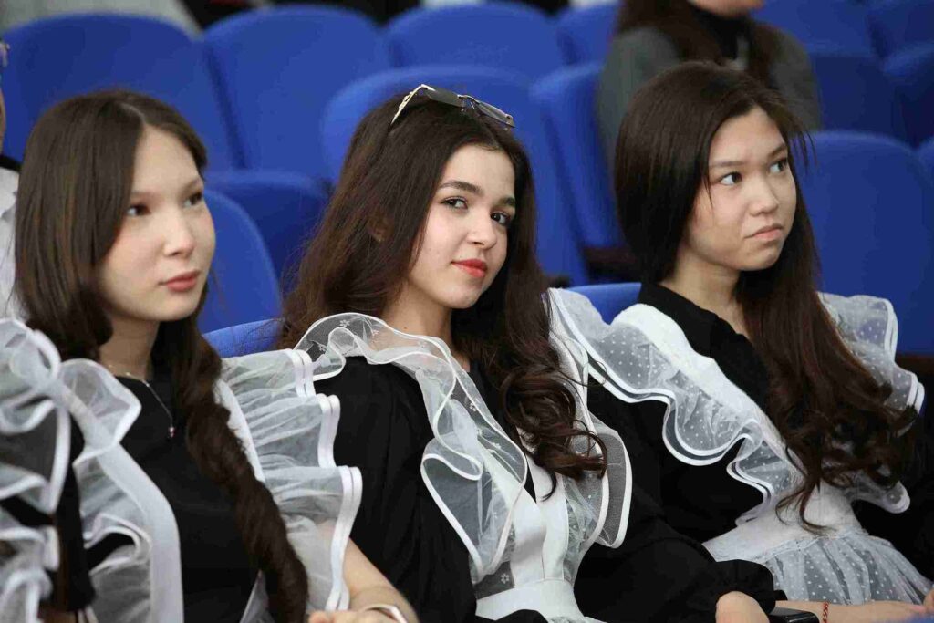 В КАСУ подвели итоги года проектов «Профильный класс» и SmartStart KAFU 19