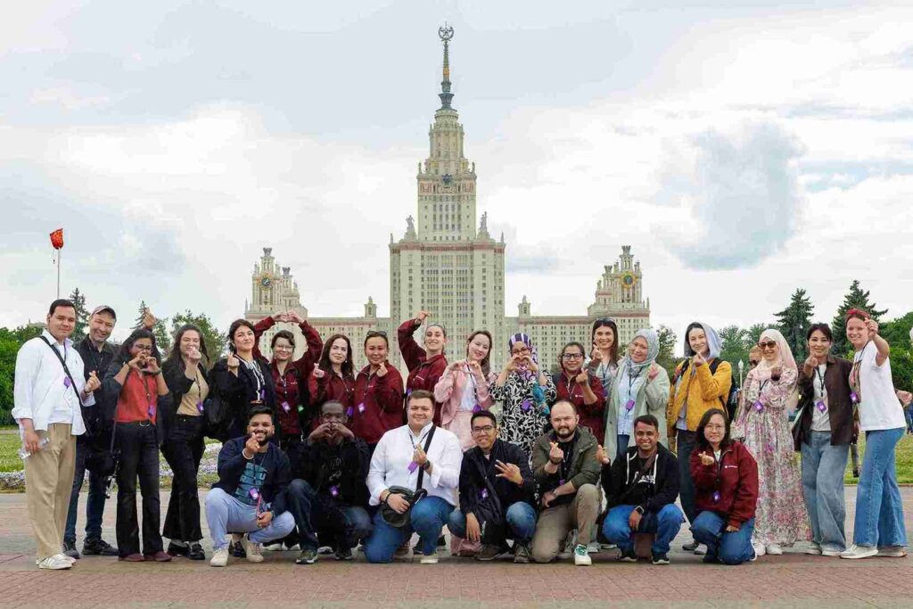 Преподаватель практик КАСУ успешно прошла международную стажировку InteRussia по русистике в Москве (8)