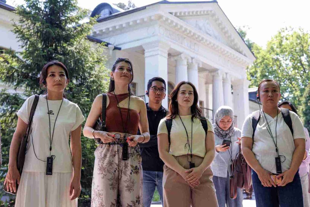 Преподаватель практик КАСУ успешно прошла международную стажировку InteRussia по русистике в Москве (9)