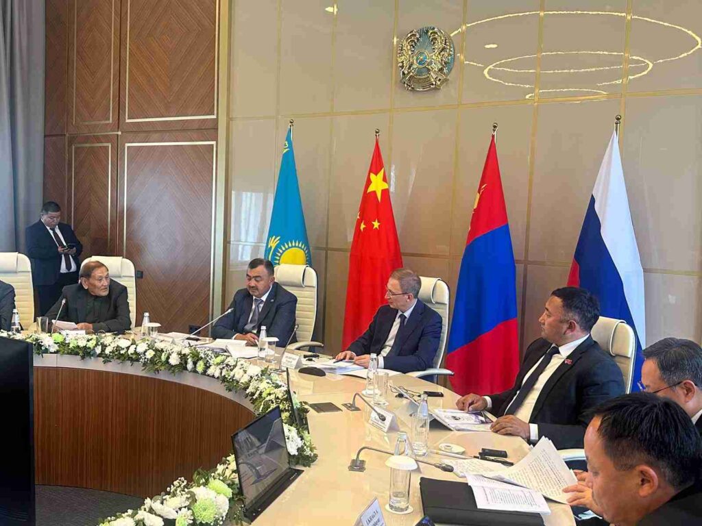 Делегация КАСУ приняла участие в III заседании Экономического совета регионов Большого Алтая4