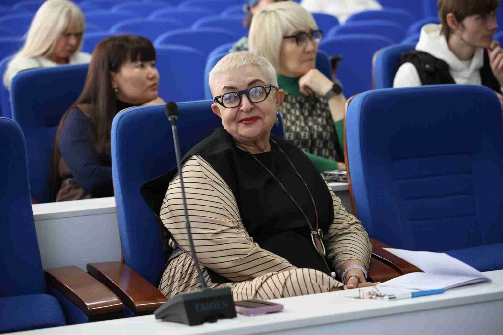 Индивидуализация образования в КАСУ прошла гостевая лекция эксперта МГПУ (2)