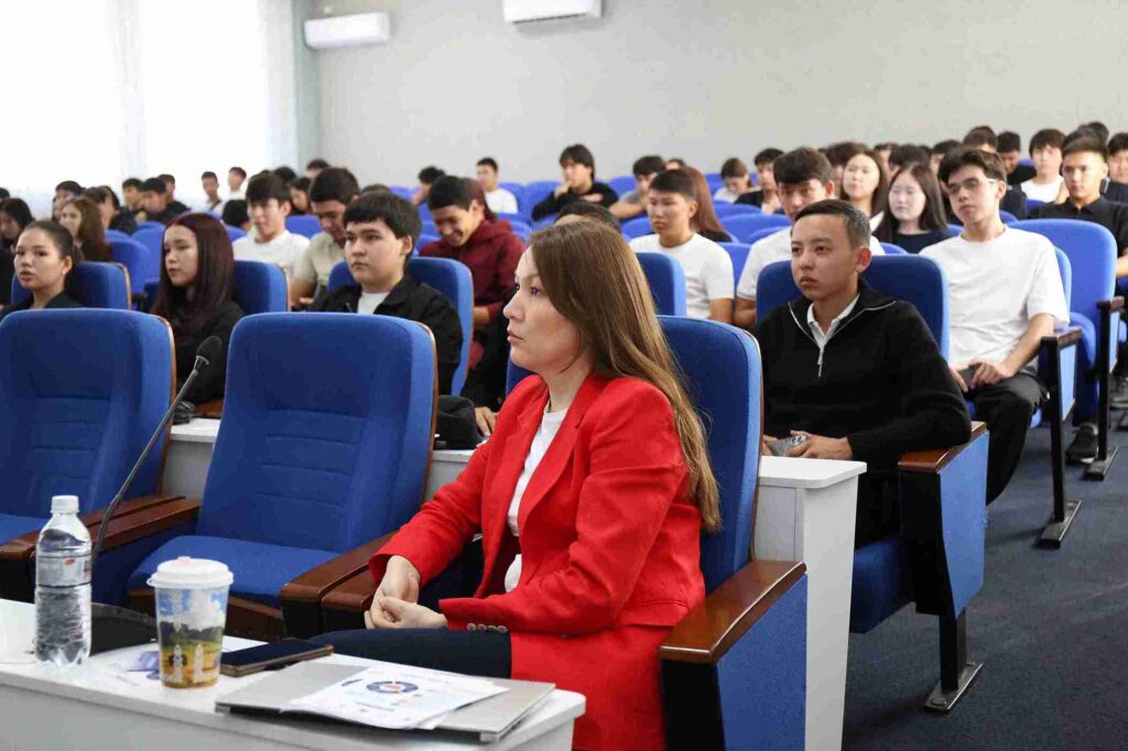 Молодежь и единство 13