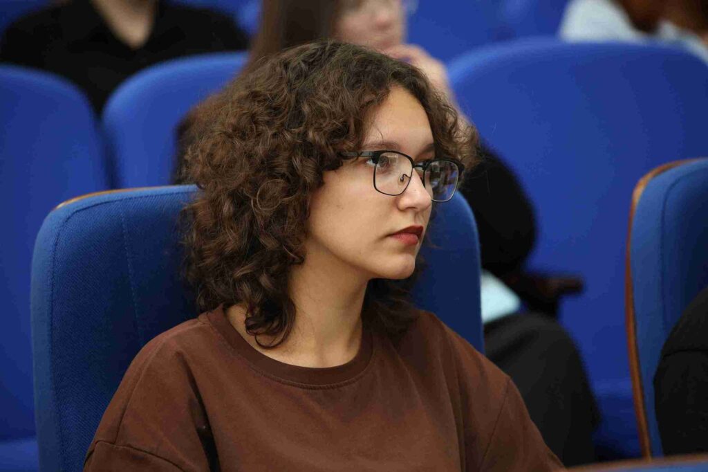 Молодежь и единство 14