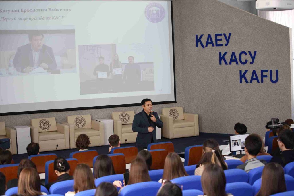 «Профильный класс КАСУ»: новый учебный год и расширение сотрудничества со школами10