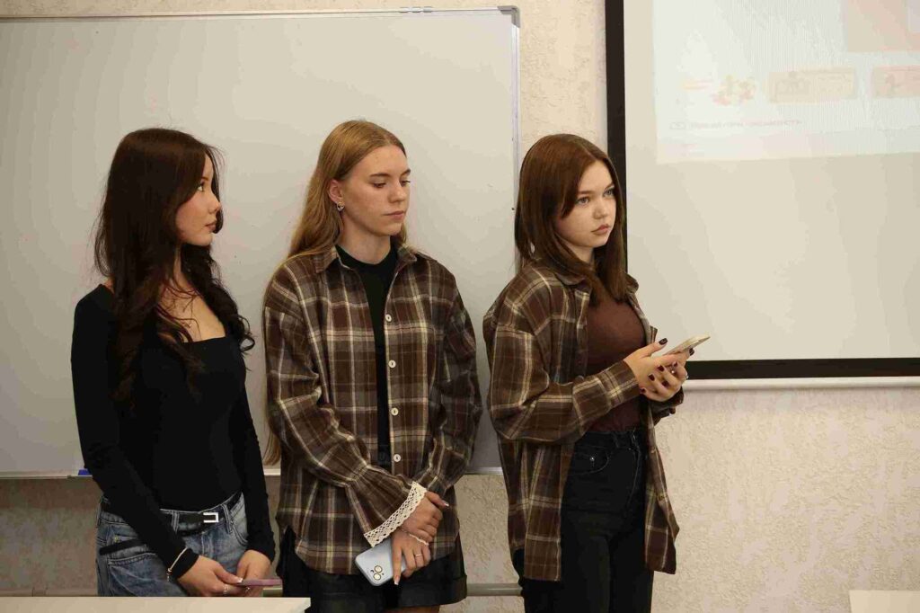 Студенты КАСУ познакомились с единой программой воспитания «Адал Азамат» 3