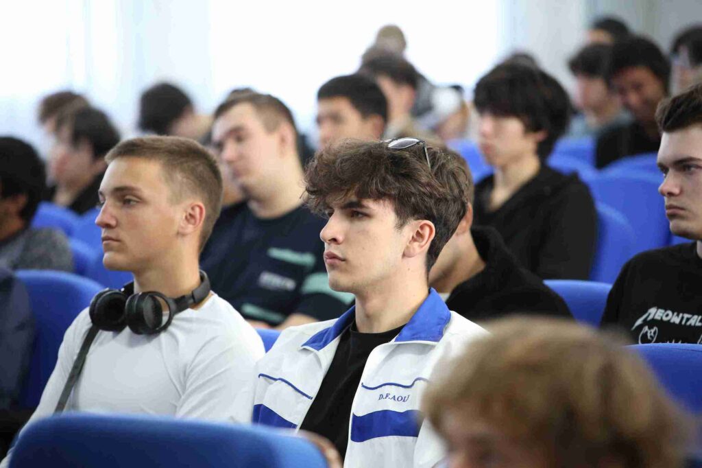 В КАСУ прошла информационная встреча по вопросам обучения на военной кафедр6